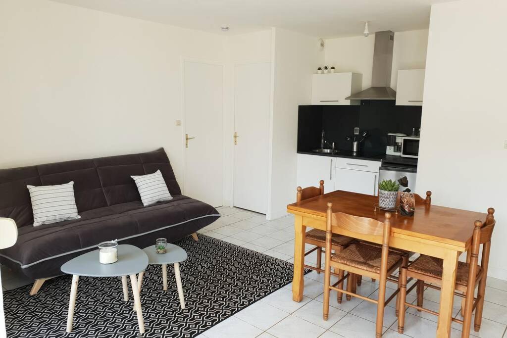 Appartement Plage De Trestraou Perros-Guirec Eksteriør bilde