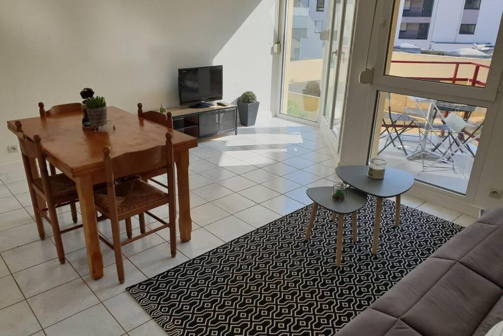 Appartement Plage De Trestraou Perros-Guirec Eksteriør bilde